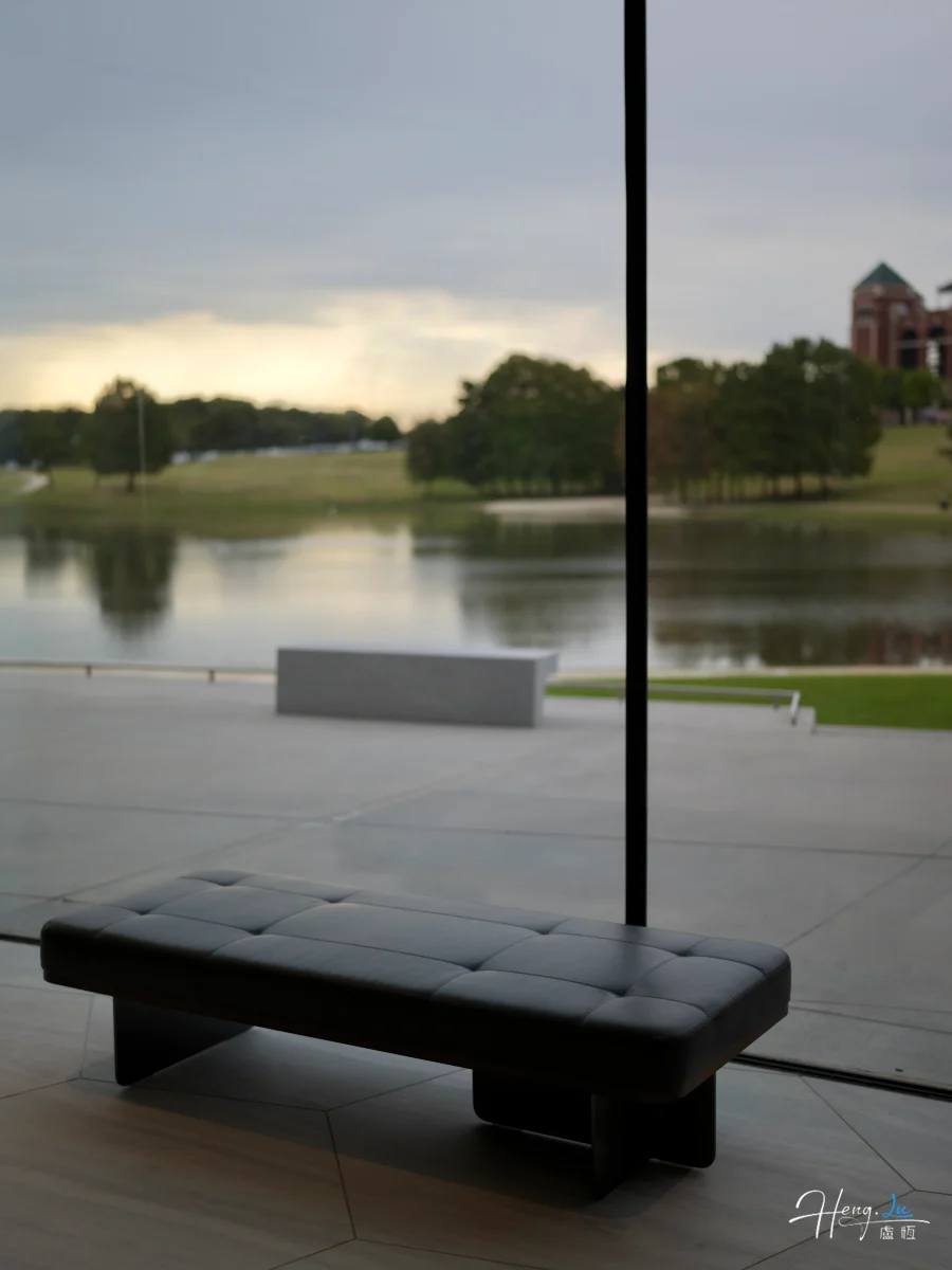 modern-bench-by-window-overlooking-lake (1)
