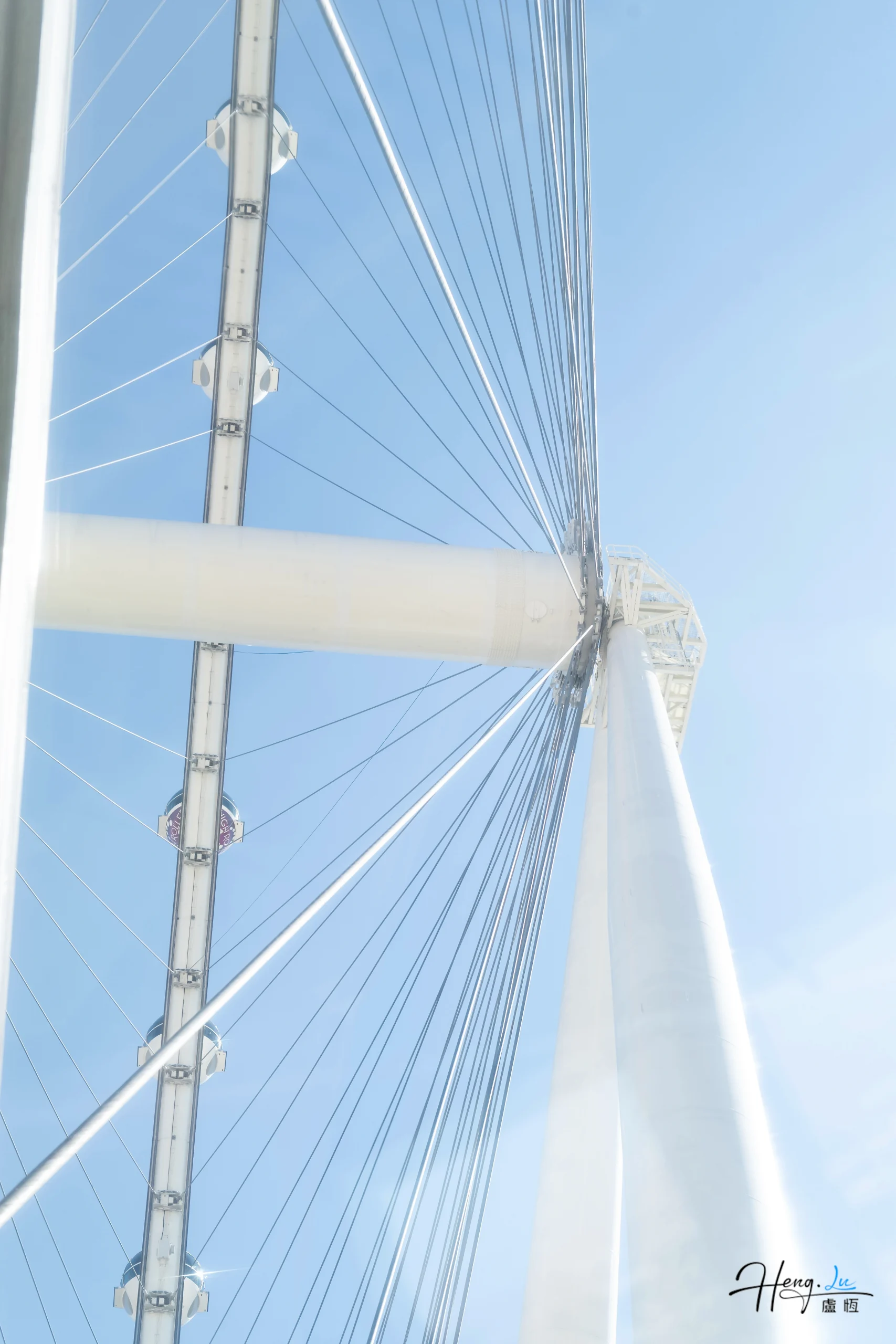 Modern-ferris-wheel