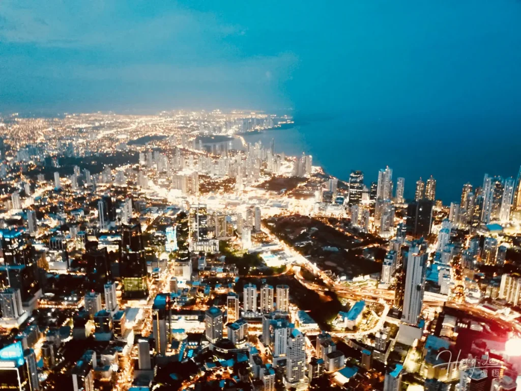 Panama-at-night-with-skyscrapers-and-coastline